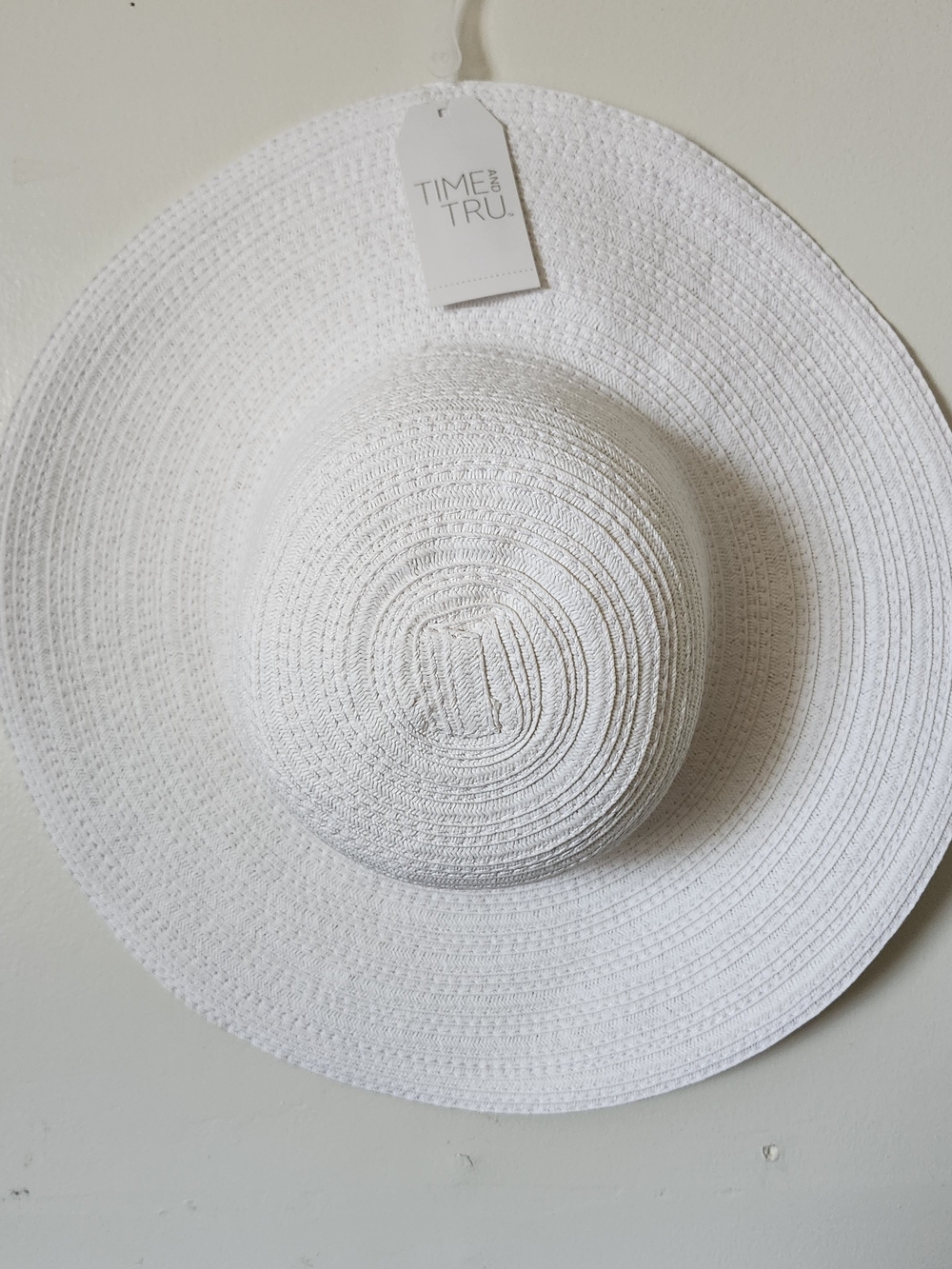 TIME and TRU White Sun Hat